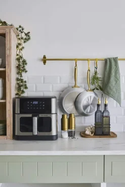 New Cook & Baker Airfryer