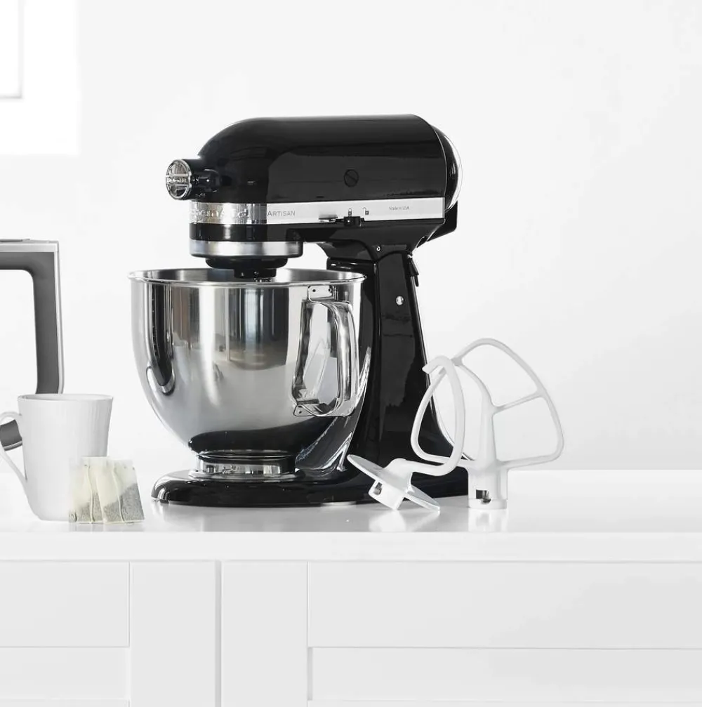 Clearance KitchenAid Artisan Røremaskine 5KSM125EOB