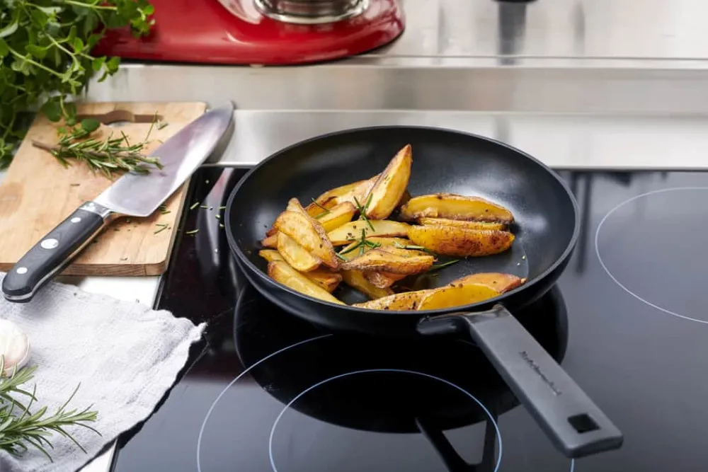 Discount KitchenAid Classic Stegepande