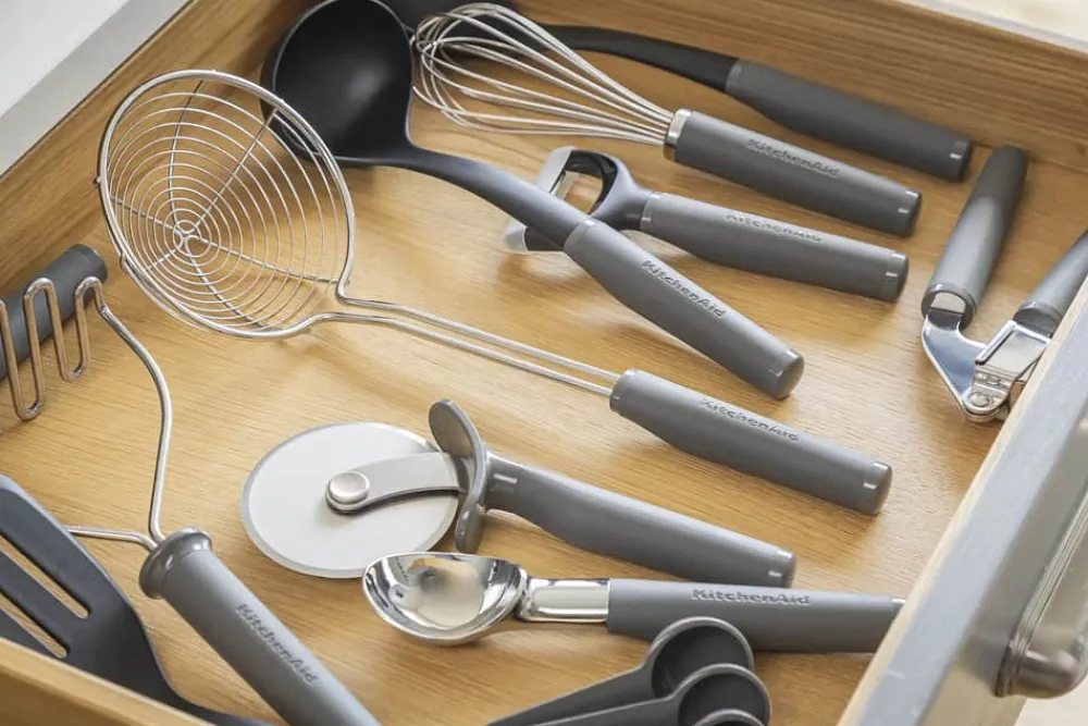 Online KitchenAid Coreline Soft Grip Pizzaskærer