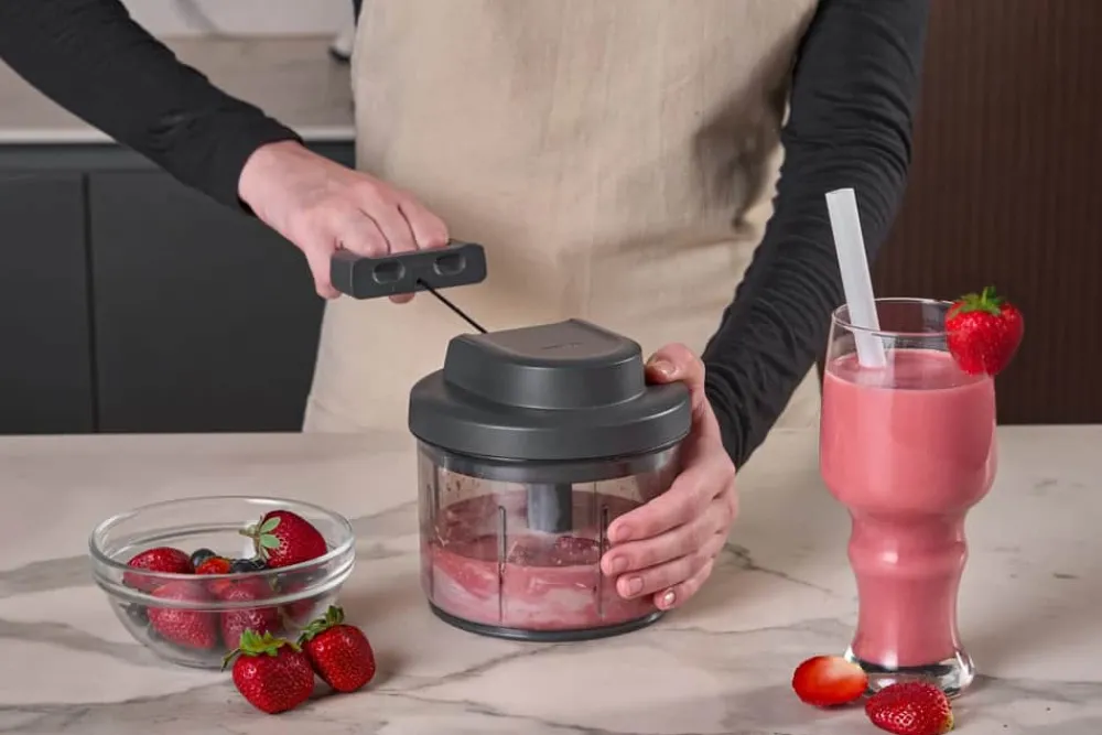 Clearance Zyliss Easy Pull Foodprocessor