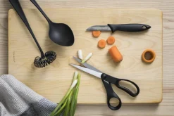 Discount Fiskars Essential Universalsaks