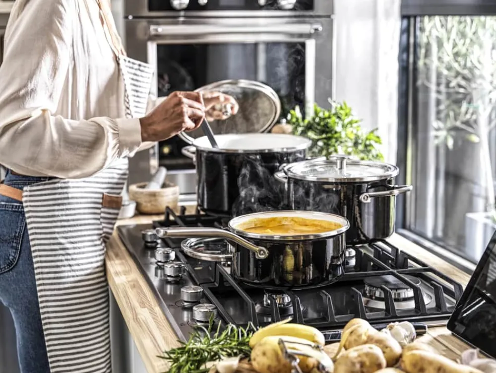 New KitchenAid Glazeguard Kasserolle