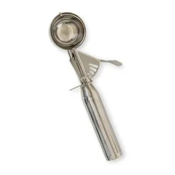 Clearance Nordic Ware Isske