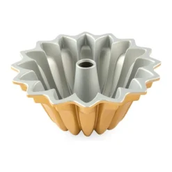 Clearance Nordic Ware Lotus Bundt® Kageform