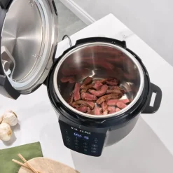 Outlet Instant Pot Multicooker