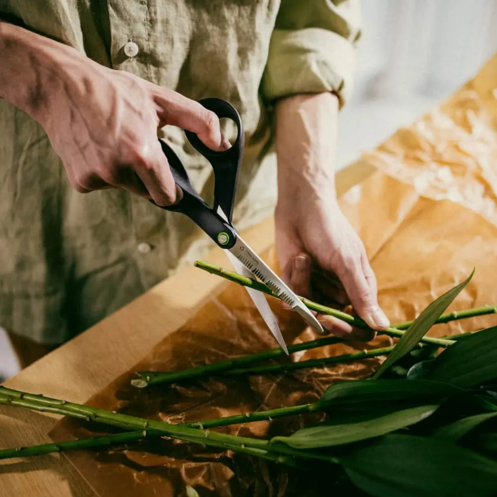 New Fiskars Renew Universalsaks