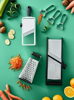 Cook & Baker Rivejern