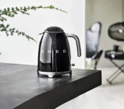 Smeg 50's Style Elkedel KLF03BLEU