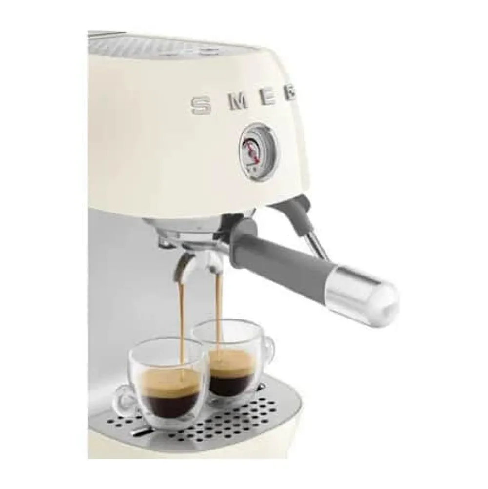 Best Smeg 50's style Espressomaskine